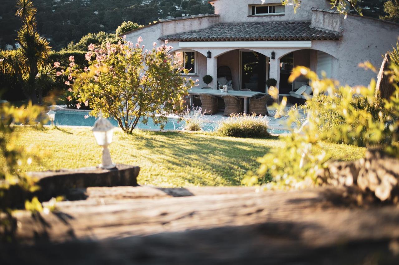 Le Tignet Chambres D'Hotes Villa Cardabella מראה חיצוני תמונה